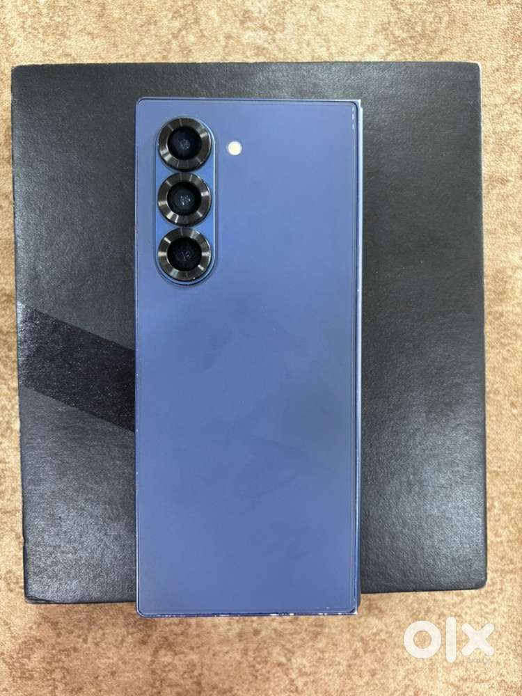 Samsung Fold 6 (12/256 GB)