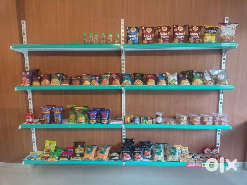 Cake fridge and all material