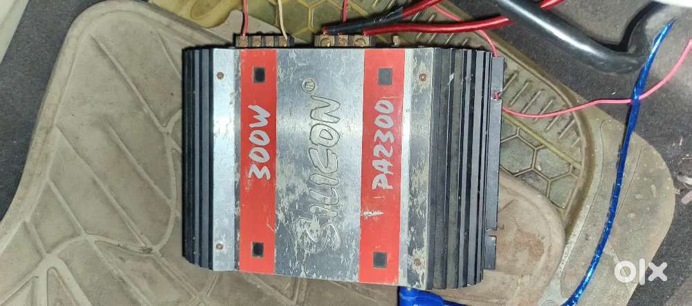 Car amplifier and 12 Inc bess tube