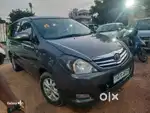 Toyota Innova 2.5 V 7 STR, 2011, Diesel