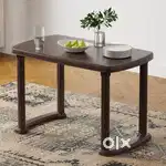 Plastic Dining Table