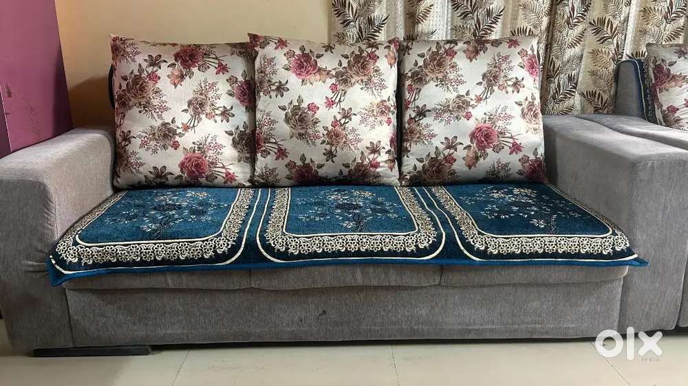 5 seater sofa