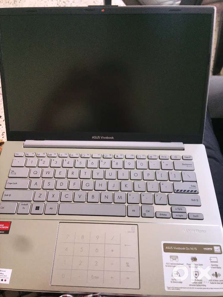 Asus Vivobook Go 14 (New fresh open box only 9 days old )