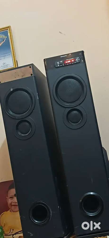 Philips Spa9080b Tower Speaker 3 years old