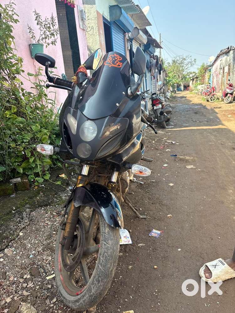 Full condition pulsar 220/ ₹30000