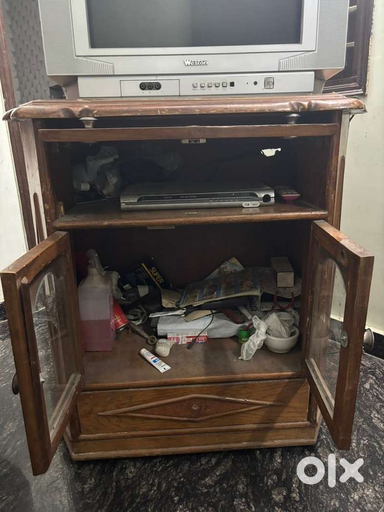 Tv with trolley