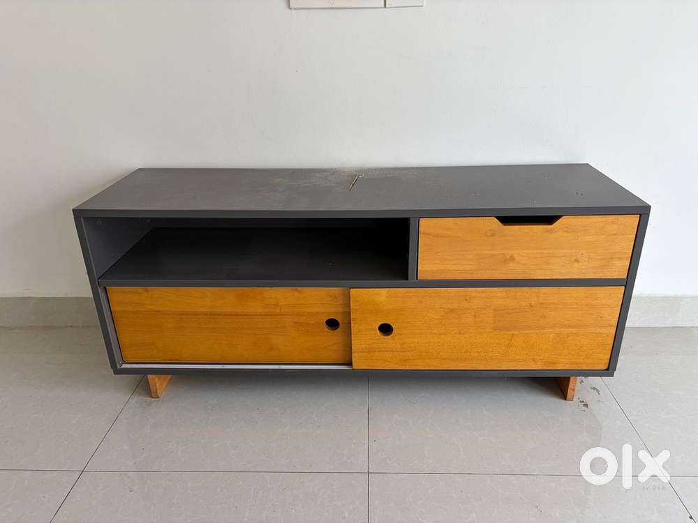 Entertainment Unit or TV Unit