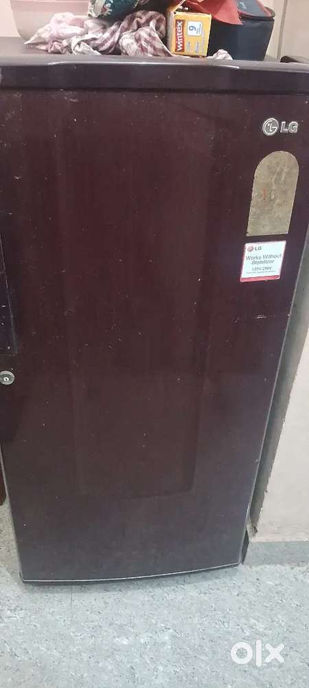 New Condition LG Fridge