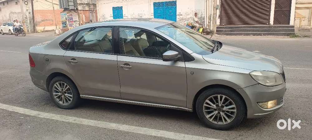 Skoda Rapid TSI 2012 Diesel 78000 Km Driven