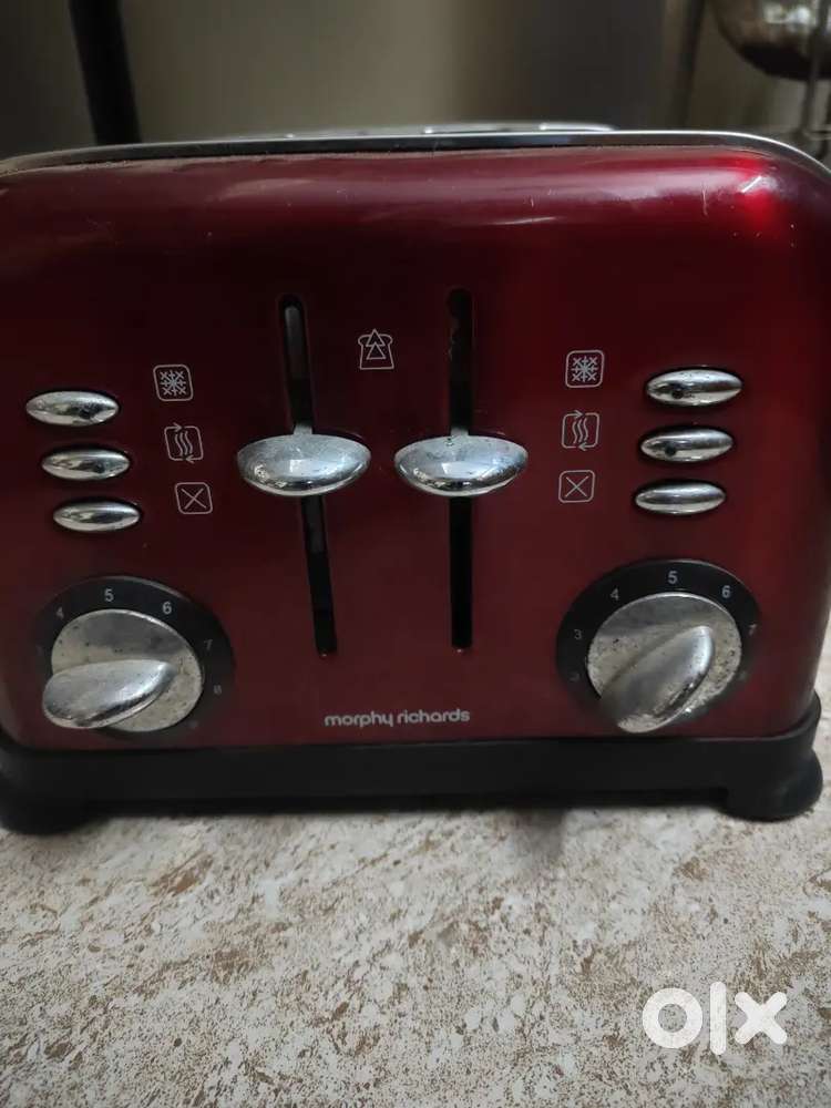 Morphy Richards bread toaster