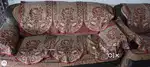 5 seater sofa set Hai 5 sal Purana Hai acchi condition hai badhiya hai