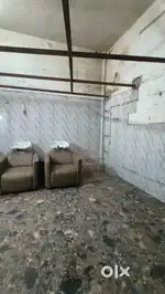 Beautiful shop for rent in park Street area
