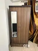 Big spacious wardrobe almirah with a mirror in almost new condition