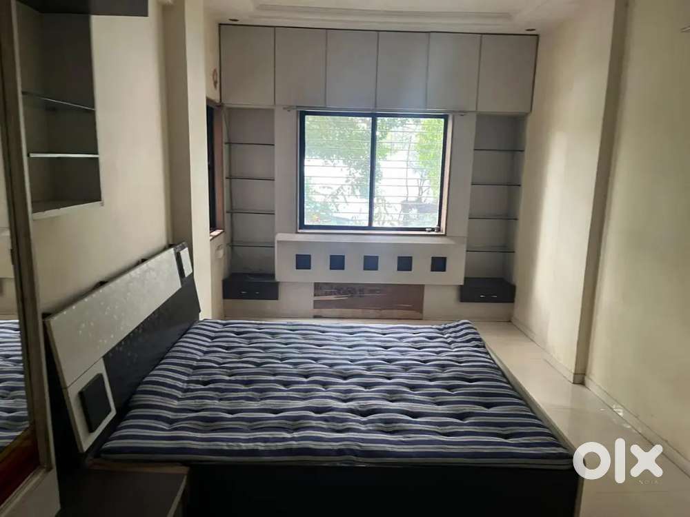 3 Bhk Flat For Sale Canada corner