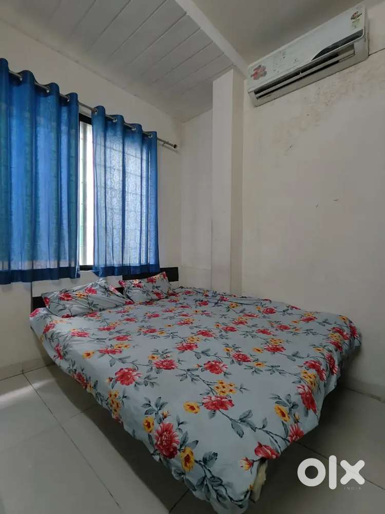 Zero Brokrage fully furnished 1 RK flat in Vijay nagar sq