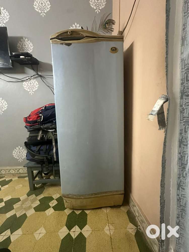 Godrej nu Refrigerator Frig Vechvanu Chhe
