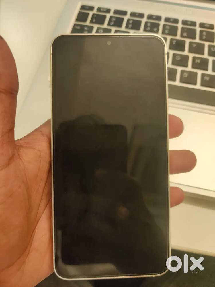 Samsung s23 256gb like new full kit available