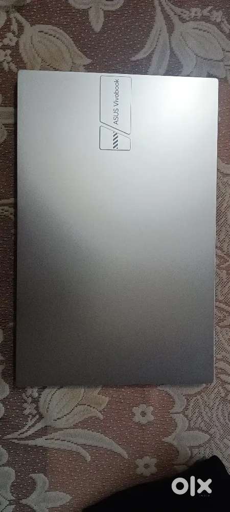 ASUS Vivobook 15