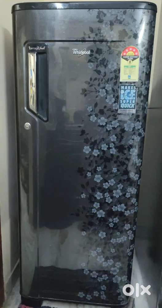 Whirlpool Ice Magic Fridge