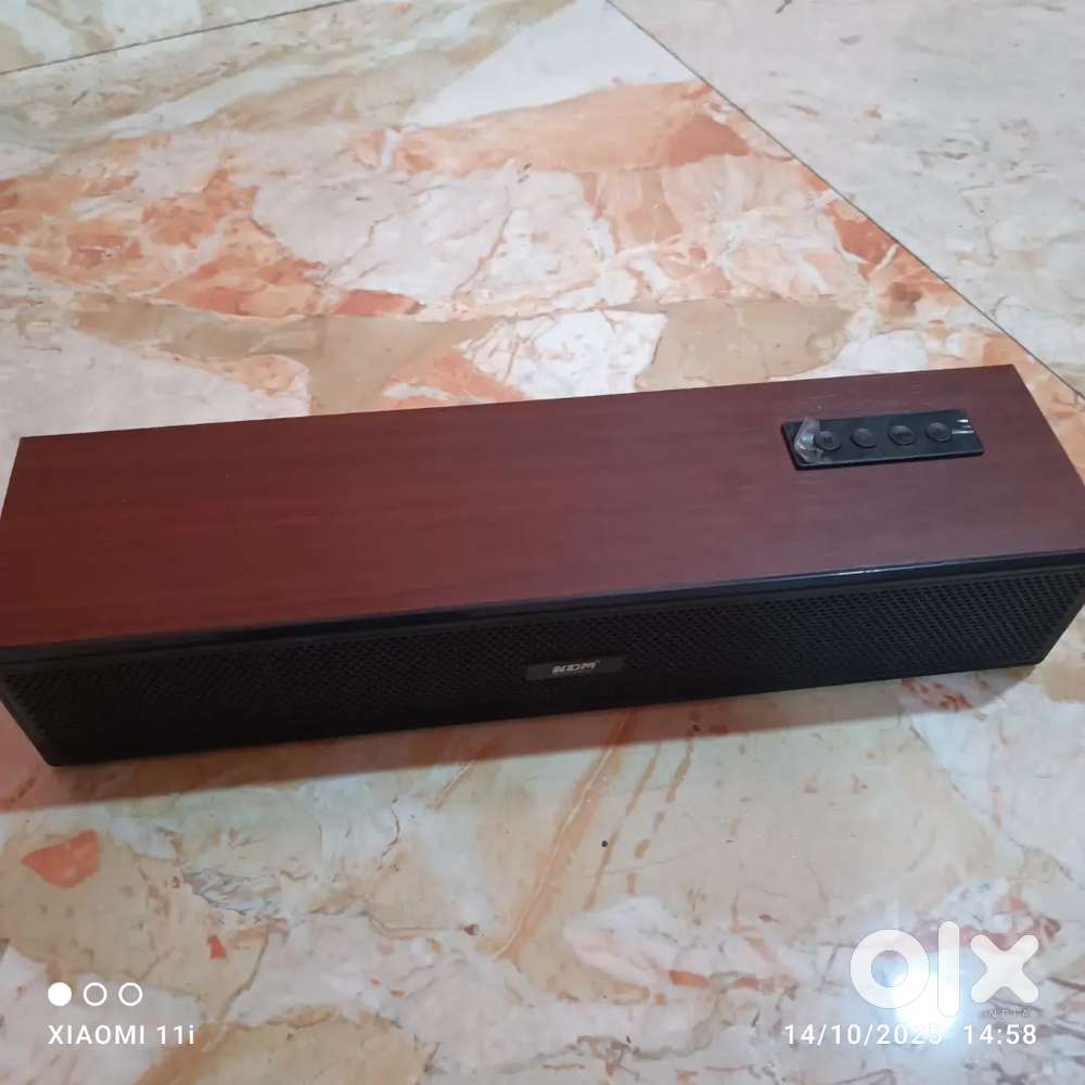 New KDM wireless wooden  Sterio Bluetooth speaker excellent