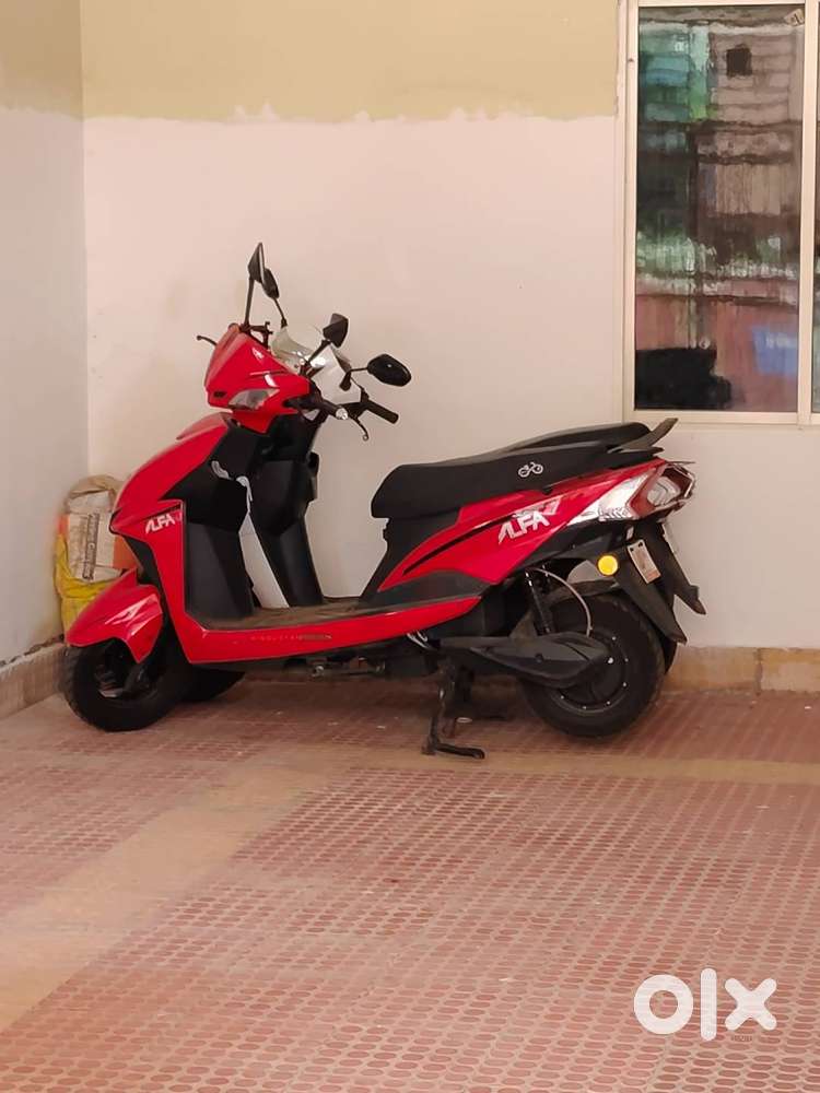 Hindustan power alpha with lithium battery