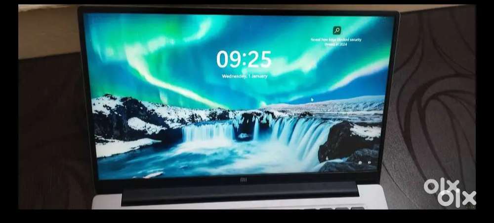 MI core i7 9th gen 8/512