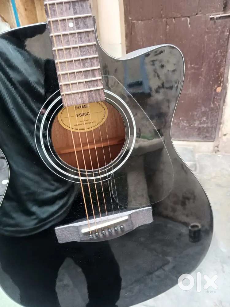 Yamaha guitar original price 11000