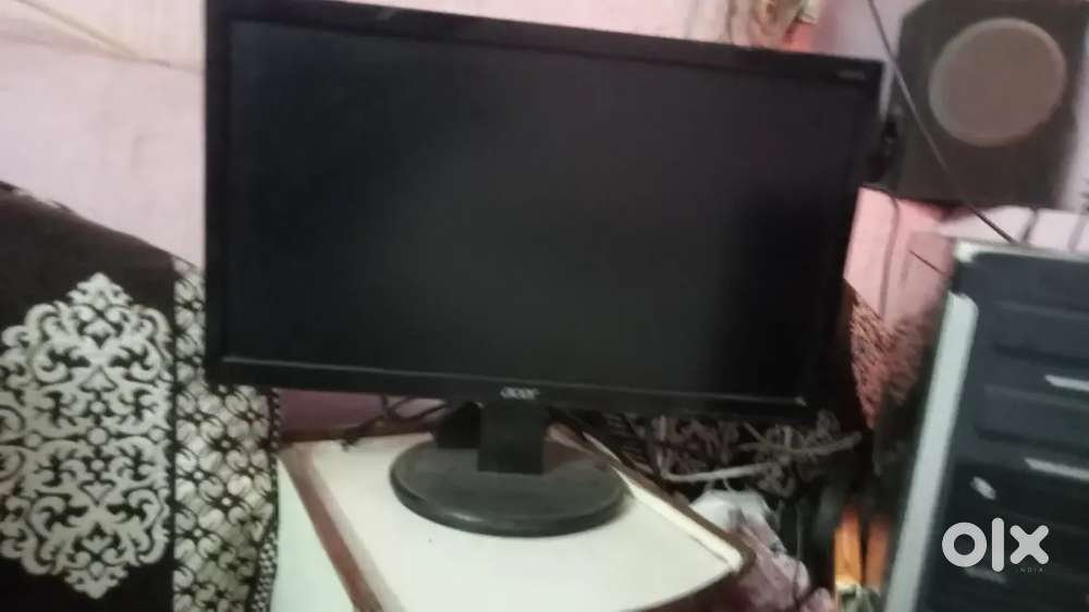 Computer for Sale - Best Price is 8000