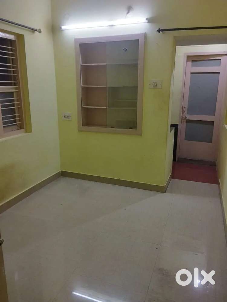 One Room Kitchen for rent in Basaveshwaranagar