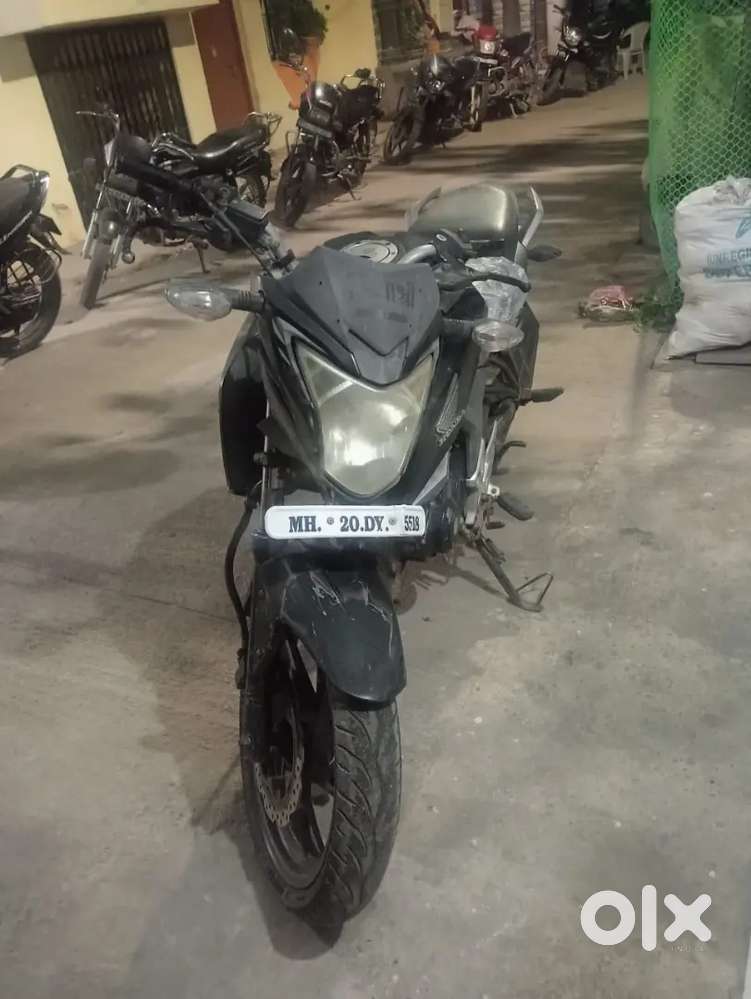 Cb hornet colour black model 2016 top condition