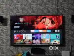 3 years old 4K QLED Smart TV