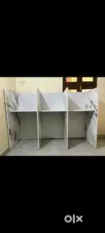 Office sitting for urgent sell