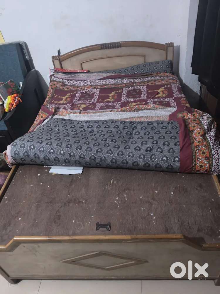 Sagi Bed for sale