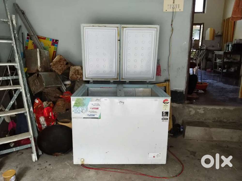 Deep freezer commercial