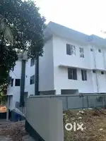 Commercial building for sale