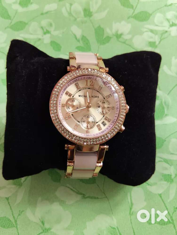 ANALOG WATCH