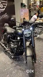 I want to sell my bullet classic 350 pure black Top model