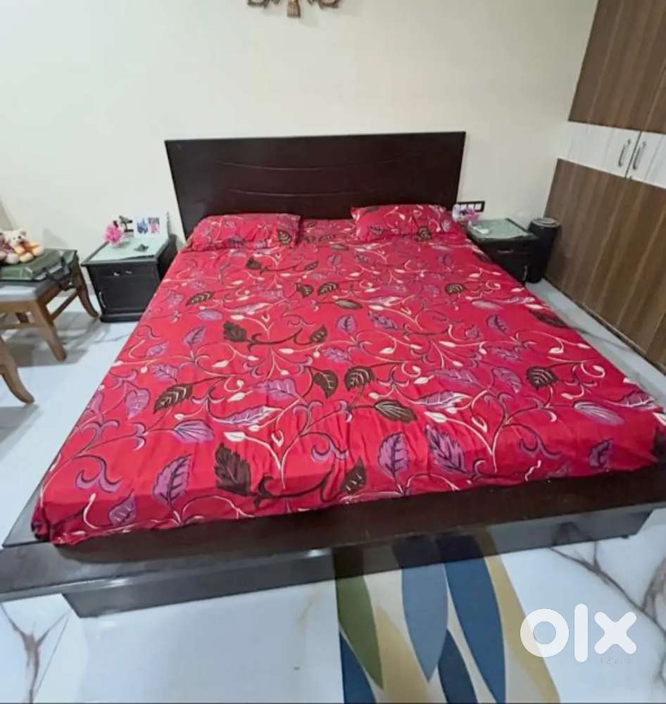 King size double bed with side table(without mattress)