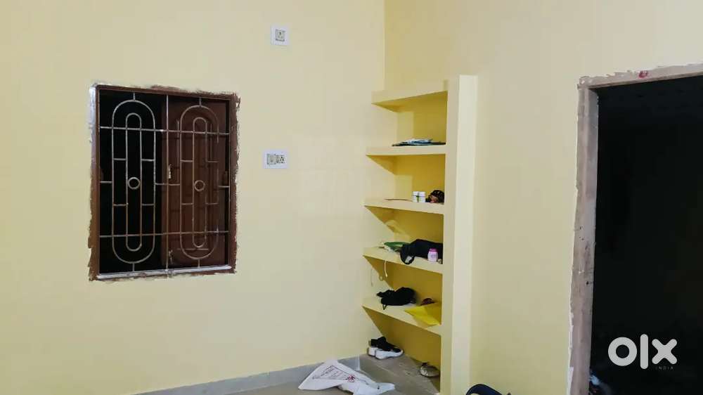 House rent family and bachelor