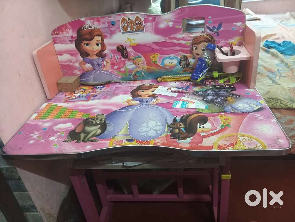 Study Table for 3 to 8 years Baby