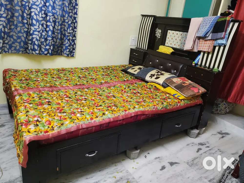 5×6 box bed..used 6 months only ..