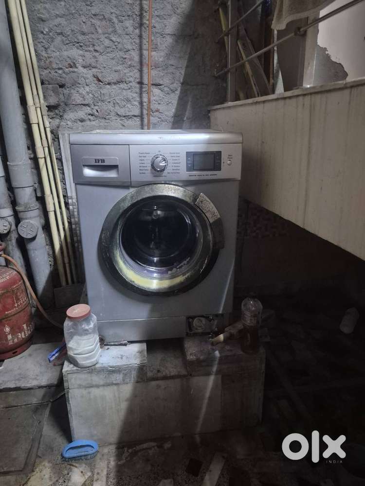 IFB Fully Automatic front load 8 kg.