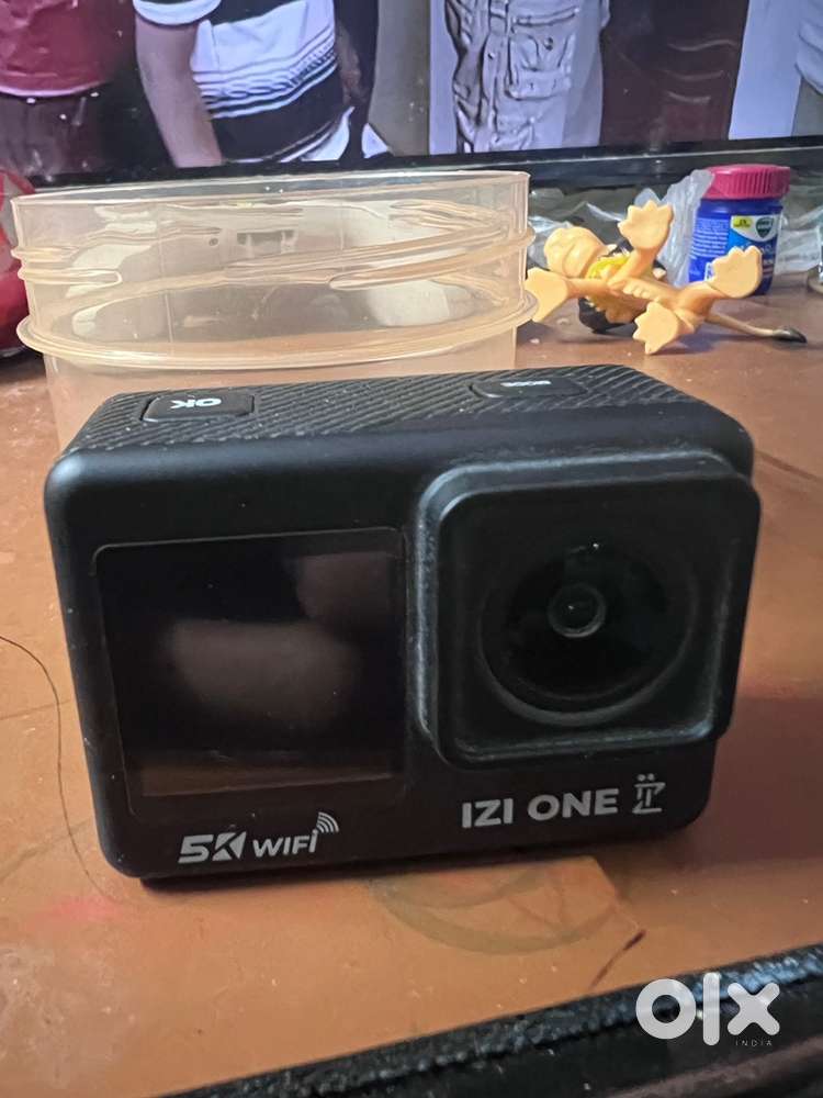 IZI ONE PLUS 5k action vlogging camera