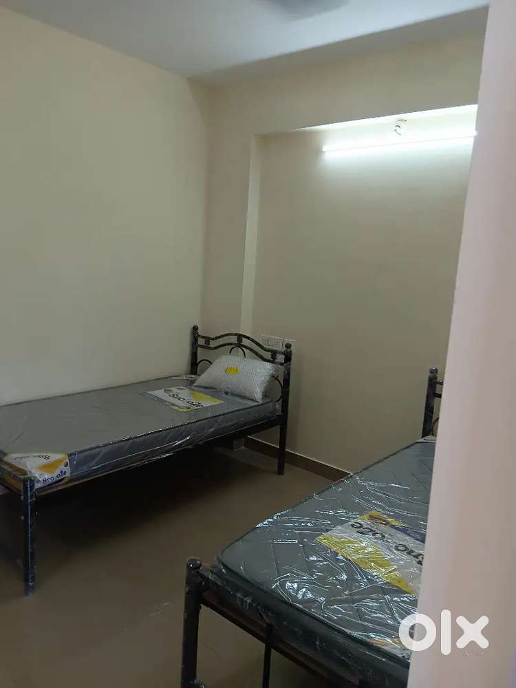 Air  conditioner  accommodation  for  Bachelor's  on sharing  basis