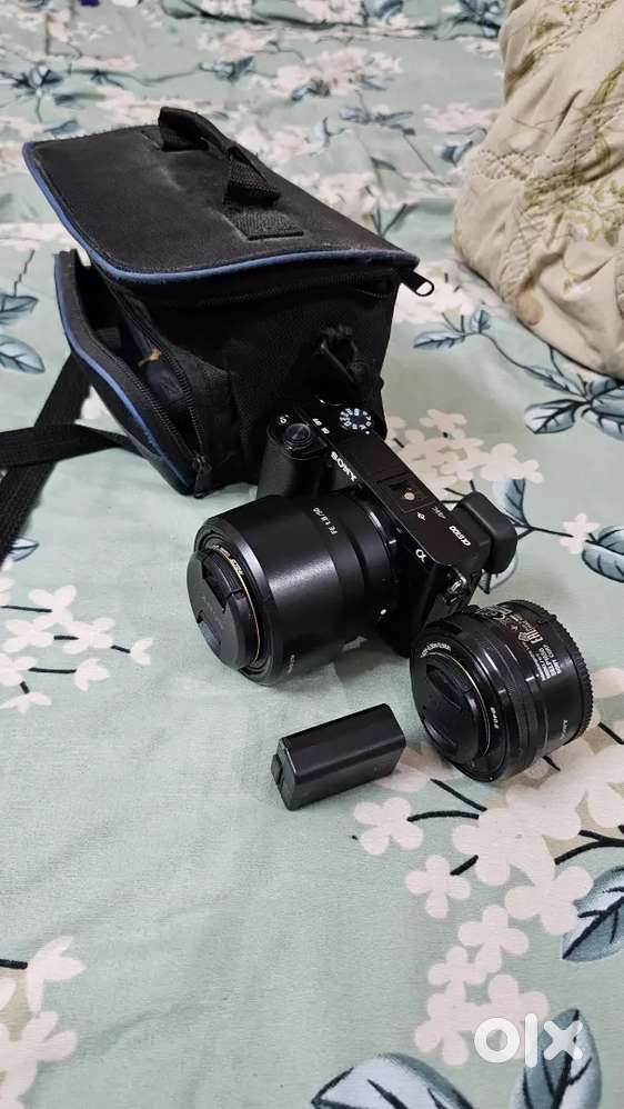 Sony 6100 in Brand new condition with Sony Full Frame 50mm 1.8 Lens