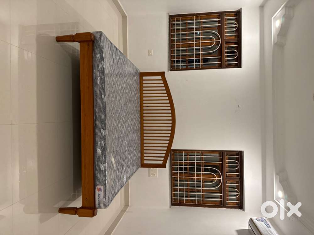 King Size Bed with 2 side tables mint condition