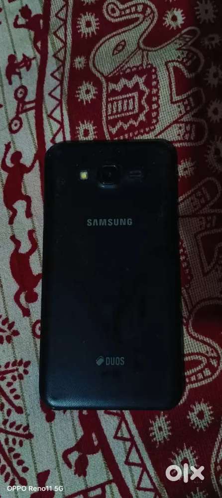 Samsung Galaxy j7 Nxt