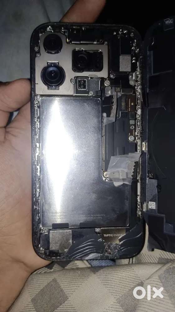 Iphone 16pro motherboard nahi hai sathme
