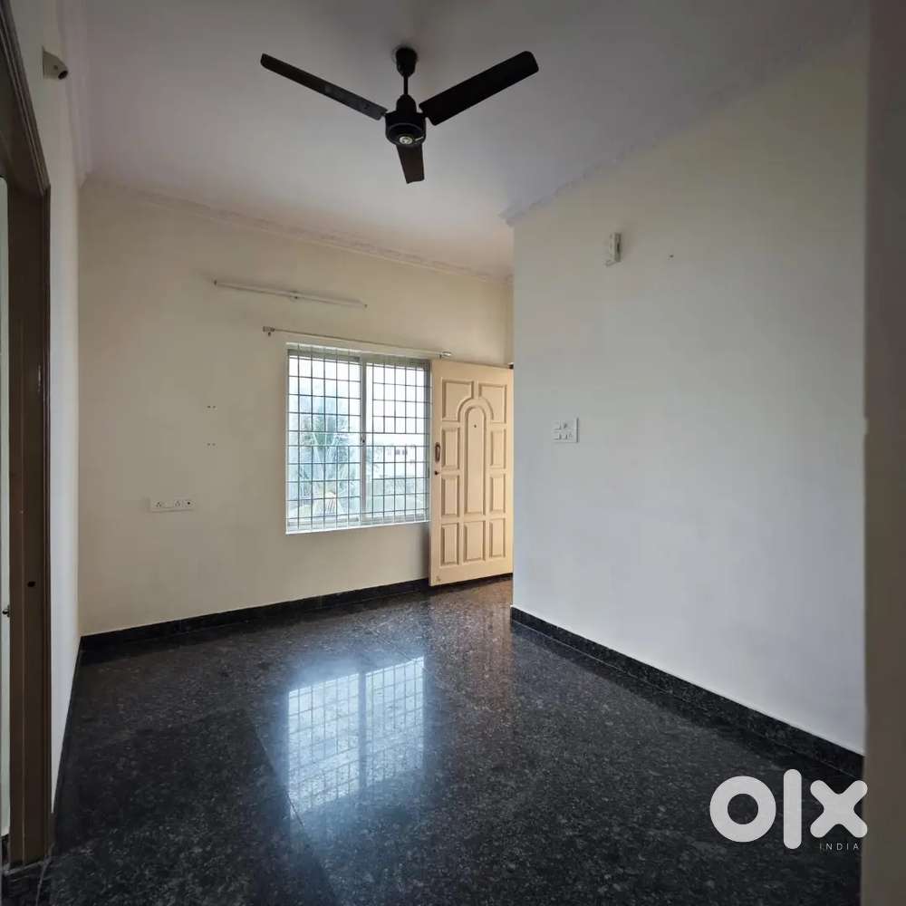 2 bhk house with balcony for rent in begur