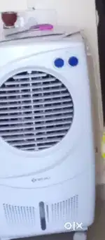 Bajaj cooler
